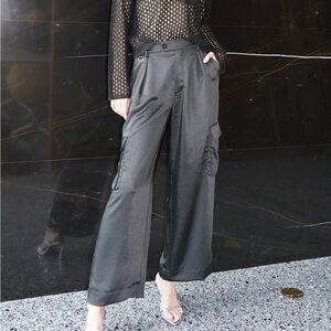 LNA clothing Lou Silky Cargo Pant medium black New with tags
